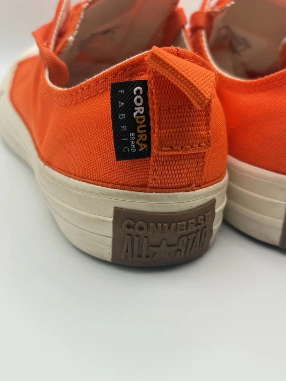 Converse front low bright